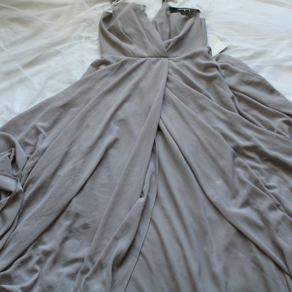 Nwt Lulus gray chiffon dress - Picture 6 of 6